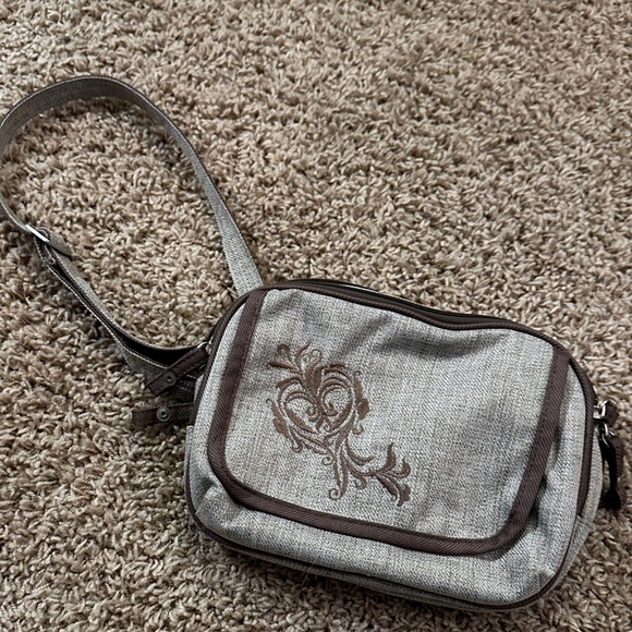 REI Handbags - REI Crossbody Bag with Brown Feminine Embroidery Y2K Festival Pockets Granola